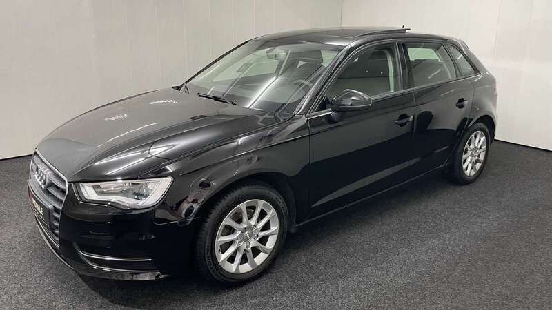 Schwarz Gebraucht 2015 Audi A3 Attraction Kleinwagen | 14.200 € (Fairer Preis) - Bild 1/4