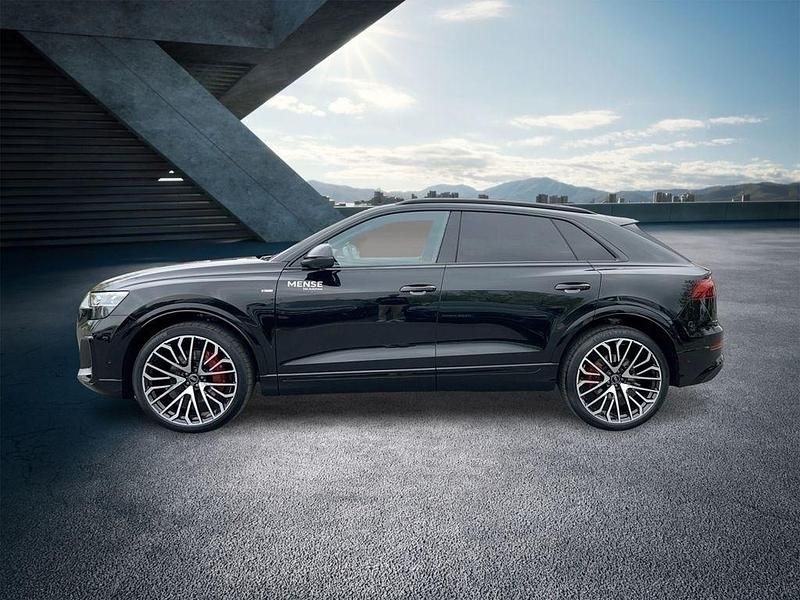 Gebraucht Audi Q8 Ambiente 286 PS (210 kW) 2024 Mythosschwarz SUV
