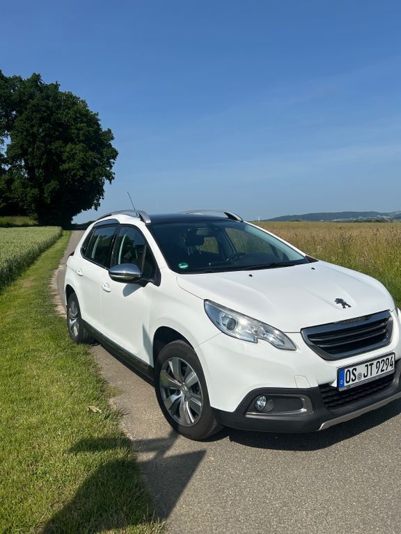 Weiß Gebraucht 2015 Peugeot 2008 Allure SUV | 6.800 € (Fairer Preis) - Bild 1/4