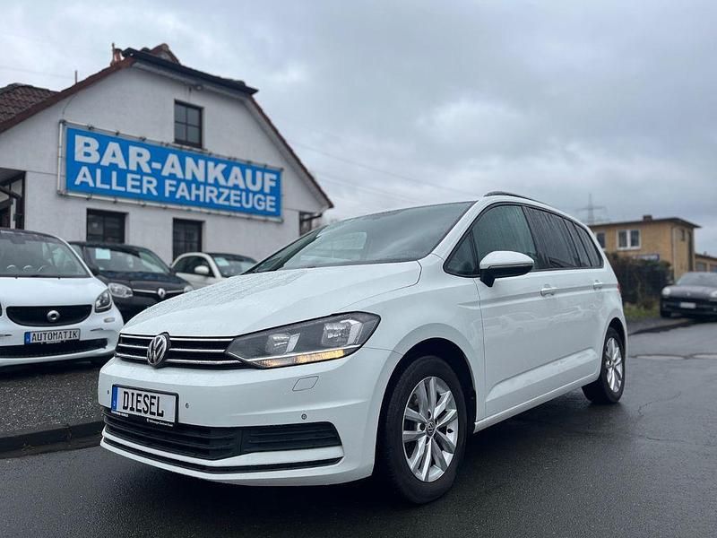 Gebraucht VW Touran Highline 150 PS (110 kW) 2017 Weiß Van / Kleinbus