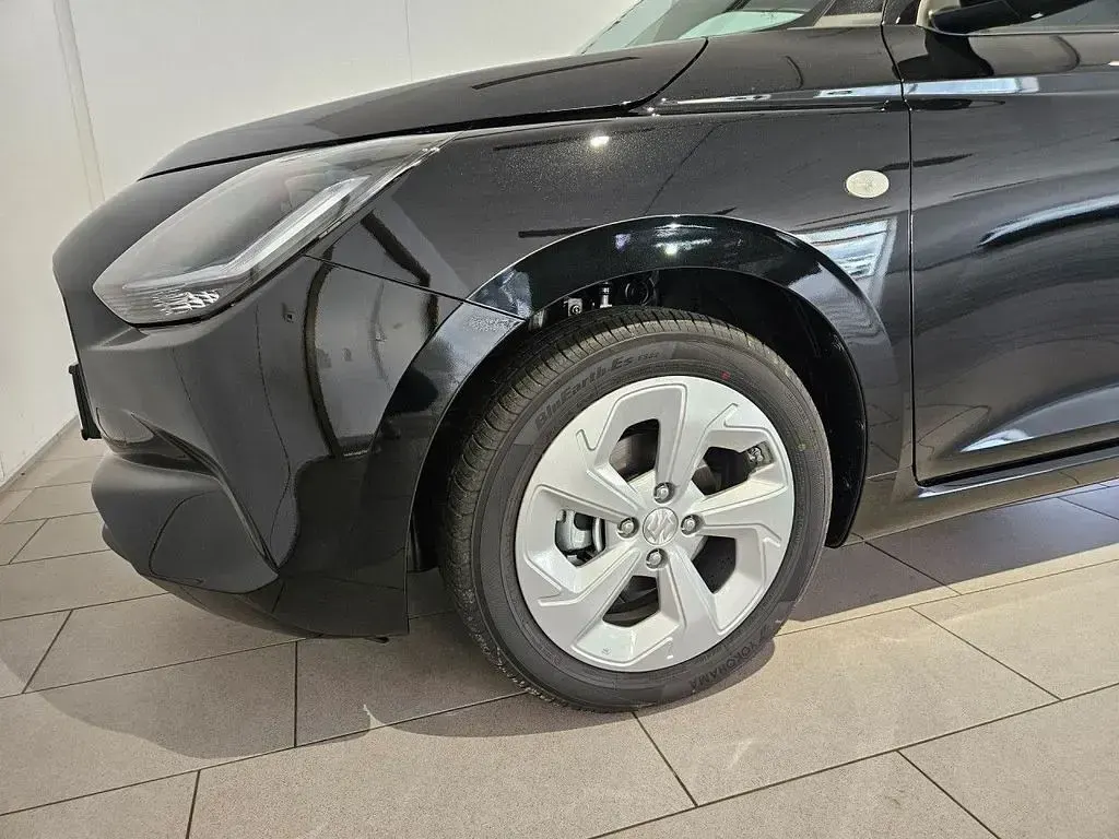 Gebraucht Suzuki Swift Comfort 83 PS (61 kW) 2025 Schwarz Kleinwagen