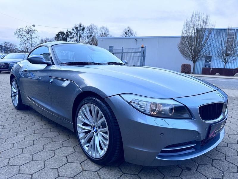 Gebraucht BMW Z4 Sport Line 204 PS (150 kW) 2010 Grau Cabrio