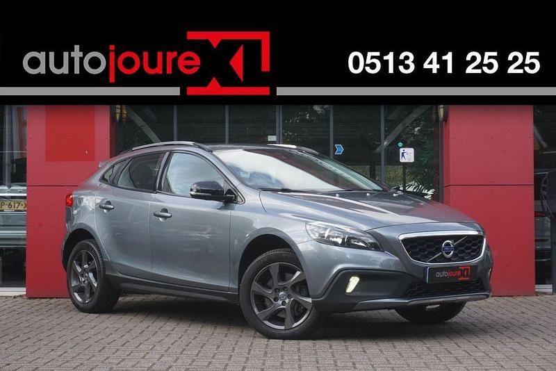 Gebraucht Volvo V40 CC Momentum 245 PS (180 kW) 2015 Grau Kombi
