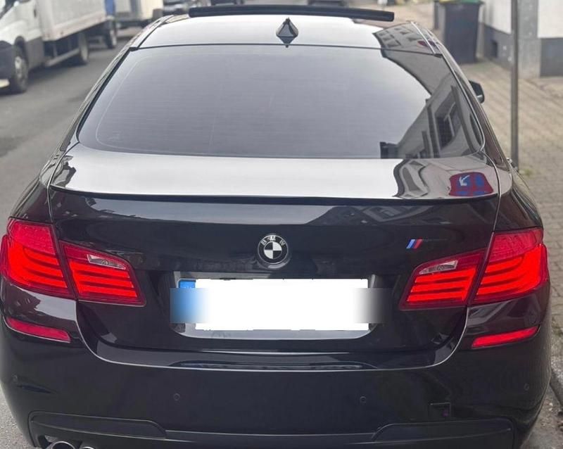 Gebraucht BMW 520 183 PS (134 kW) 2012 Schwarz Limousine
