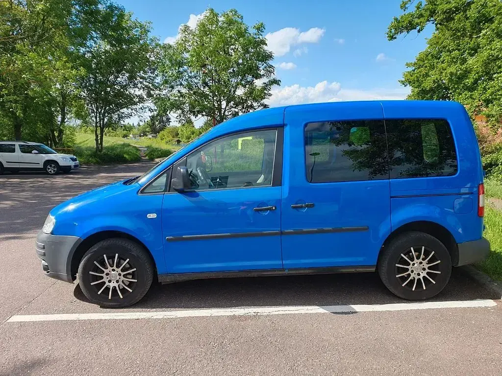 Używany VW Caddy Life 105 KM (77 kW) 2005 Niebieski Minivan