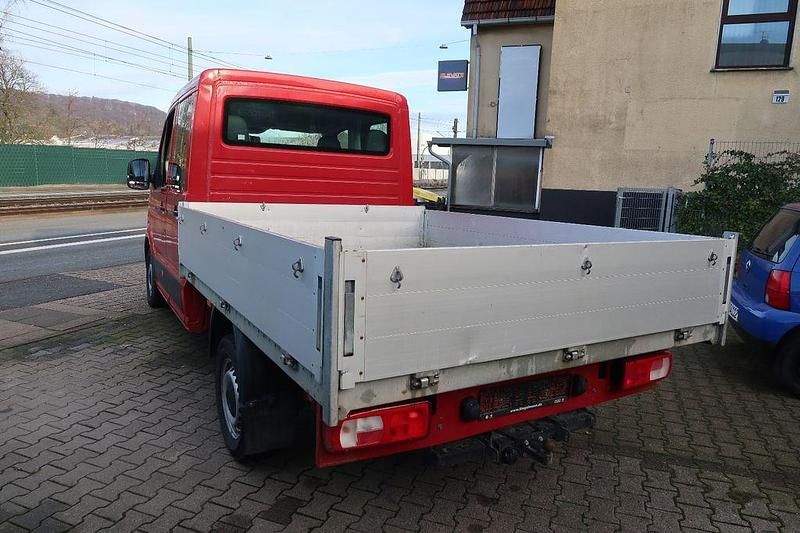 Używany VW Crafter 140 KM (102 kW) 2021 Czerwony Van