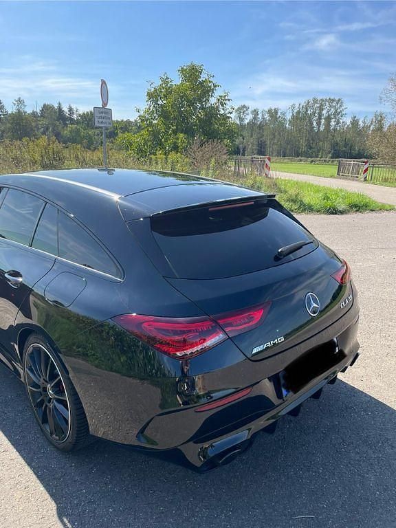 Gebraucht Mercedes CLA35 AMG Shooting Brake AMG 306 PS (225 kW) 2022 Schwarz Kombi