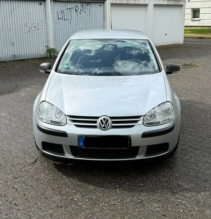 Gebraucht VW Golf VI Trendline 102 PS (75 kW) 2008 Silber Kleinwagen