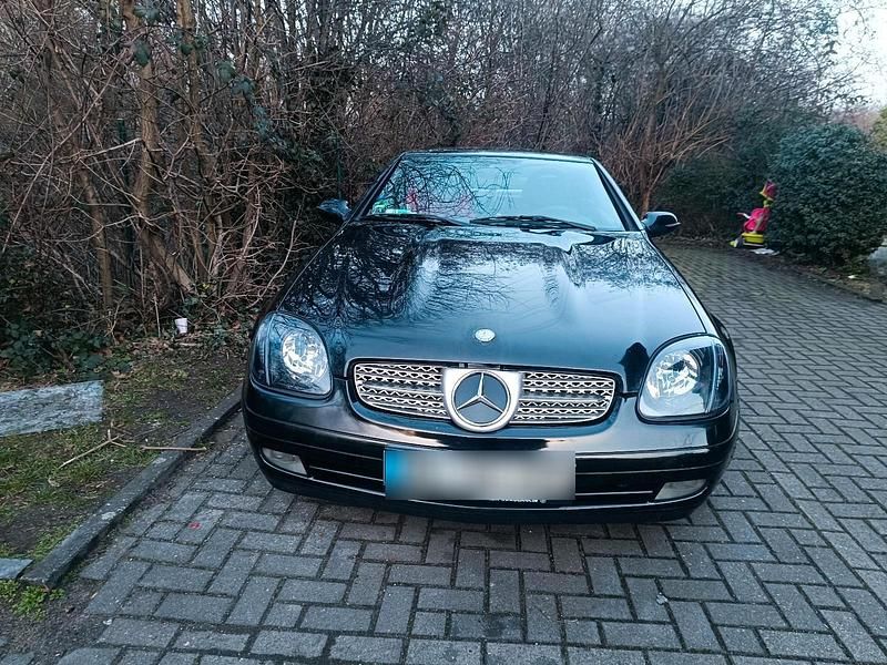 Gebraucht Mercedes SLK230 197 PS (144 kW) 1998 Schwarz Cabrio