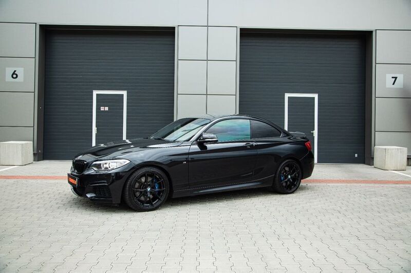 Schwarz Gebraucht 2015 BMW M235 Performance Coupé | 26.300 € (Guter Preis) - Bild 1/4