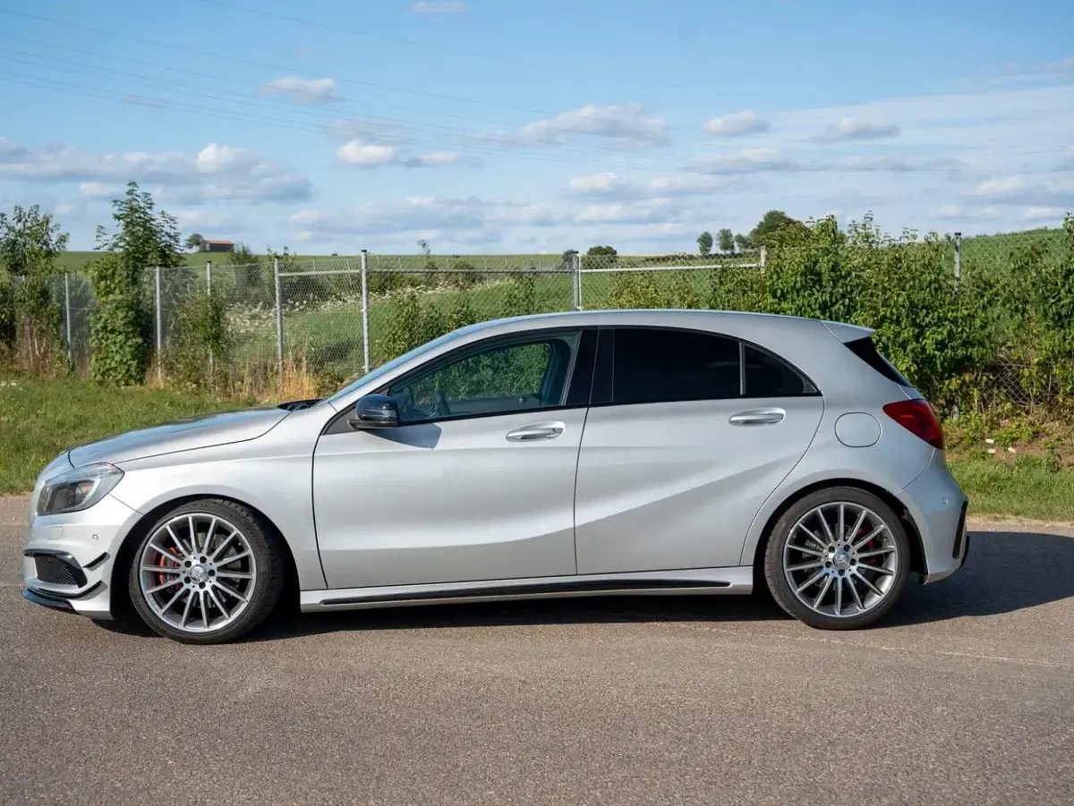 Gebraucht Mercedes A250 211 PS (155 kW) 2013 Silber Kleinwagen