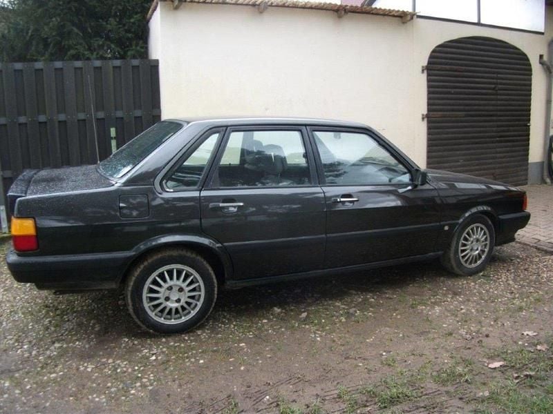 Gebraucht Audi 80 112 PS (82 kW) 1984 Schwarz Limousine