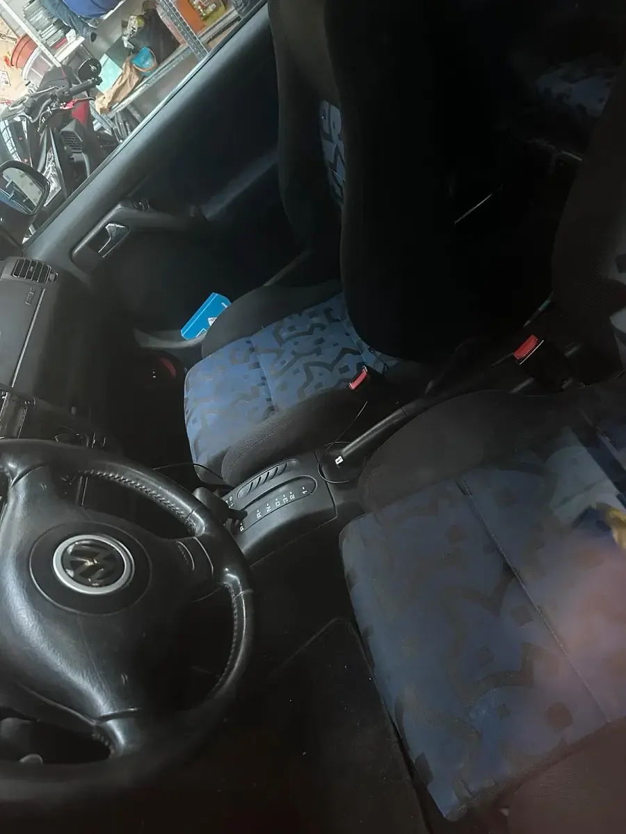 Gebraucht VW Golf 1998 Blau Cabrio