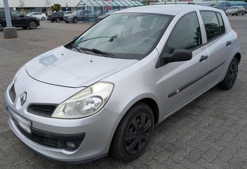 Silber Gebraucht 2007 Renault Clio II Authentique Limousine | 1.900 € (Fairer Preis) - Bild 1/4