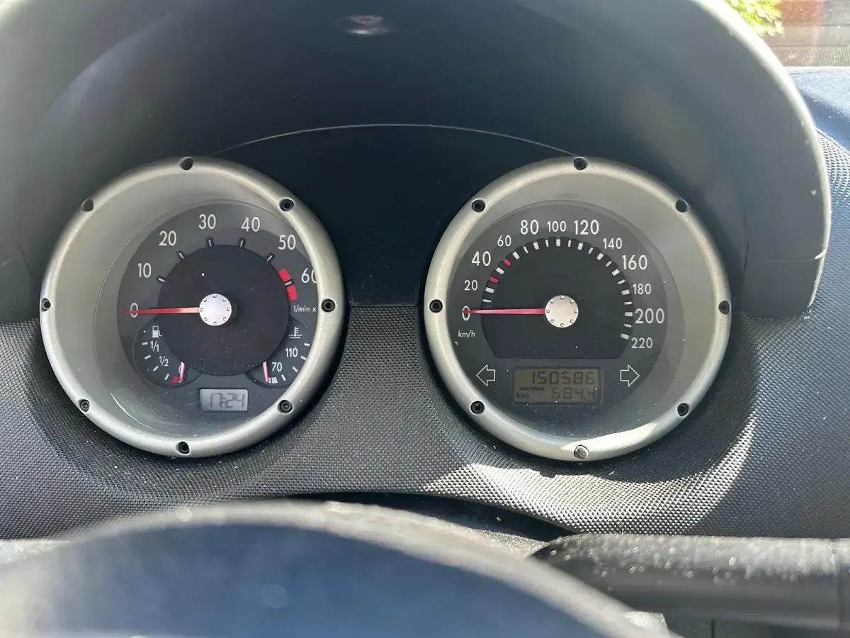 Gebraucht VW Polo 75 PS (55 kW) 2001 Grau Kleinwagen