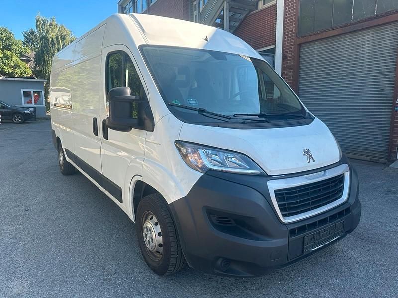 Gebraucht Peugeot Boxer 121 PS (88 kW) 2020 Van