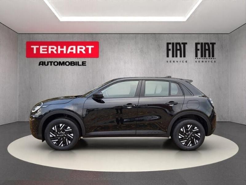 Neu Fiat 600 Basis 101 PS (74 kW) 2025 Schwarz SUV