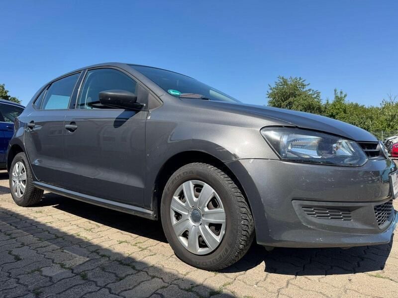 Grau Gebraucht 2009 VW Polo Trendline Kleinwagen | 3.999 € (Etwas zu teuer) - Bild 1/4