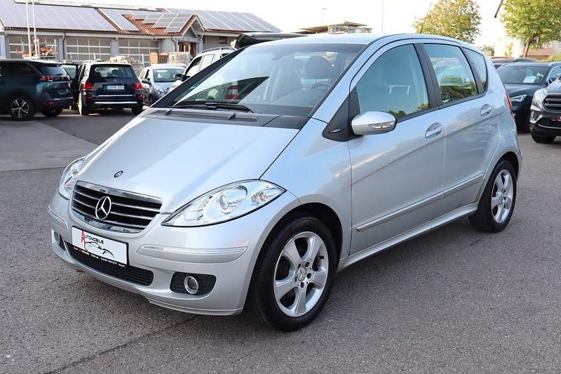 Polarsilber metalliclack Gebraucht 2005 Mercedes A150 Limousine | 2.450 € (Superpreis) - Bild 1/4