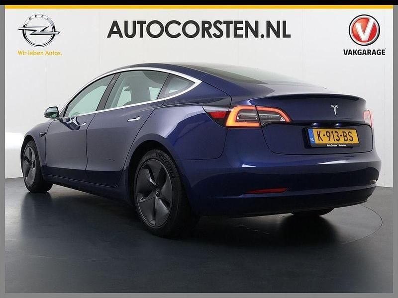 Gebraucht Tesla Model 3 Standard Range 175 kW (238 PS) 2020 Blau Limousine