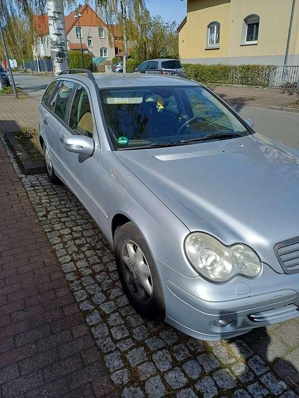 Gebraucht Mercedes C180 Elegance 163 PS (119 kW) 2006 Silber Kombi
