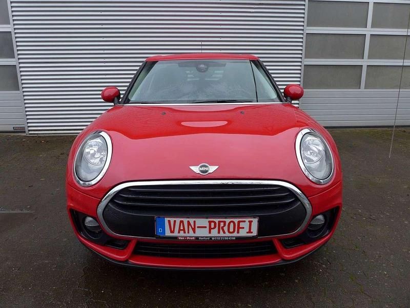 Gebraucht Mini One Clubman 102 PS (75 kW) 2018 Chili (solar) red Kombi