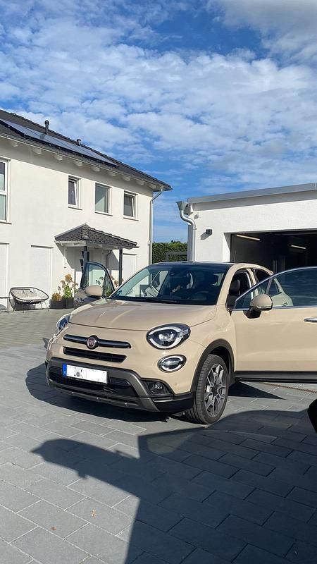 Beige Gebraucht 2019 Fiat 500X SUV | 17.500 € (Etwas zu teuer) - Bild 1/4