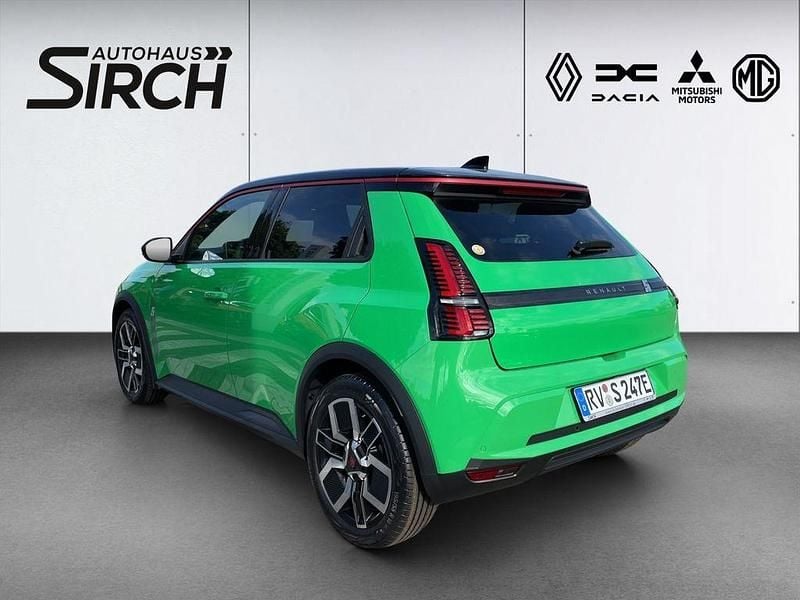 Gebraucht Renault 5 E-Tech Urban 89 kW (122 PS) 2025 Grün Limousine