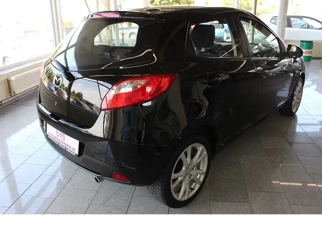 Gebraucht Mazda 2 103 PS (75 kW) 2008 Brillantschwarz Kleinwagen