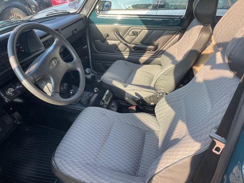 Gebraucht Lada niva 82 PS (60 kW) 2006 Grün SUV