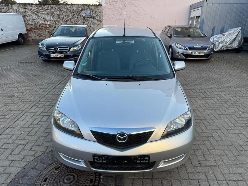Gebraucht Mazda 2 80 PS (58 kW) 2004 Silber Kleinwagen