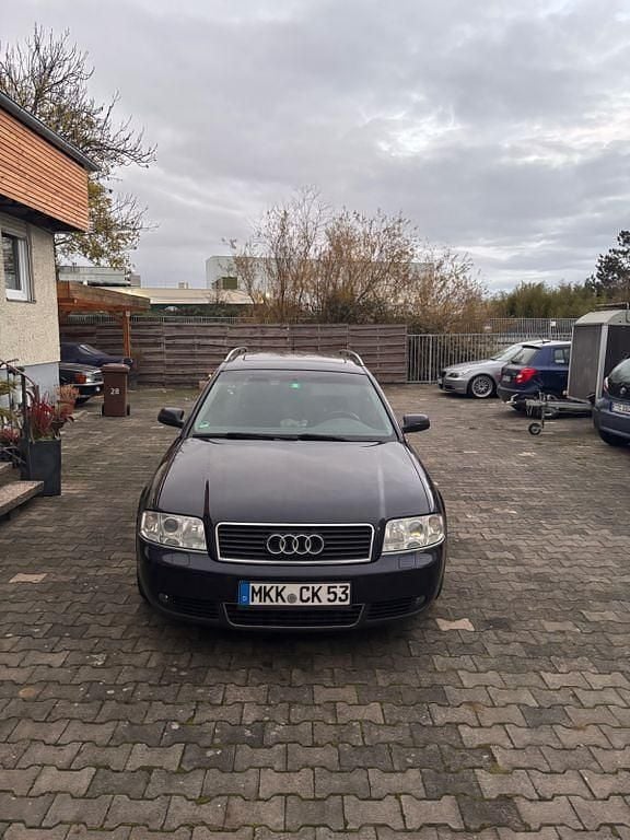 Gebraucht Audi A6 150 PS (110 kW) 2002 Blau Kombi
