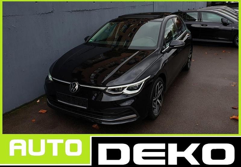 Schwarz Gebraucht 2022 VW Golf VIII Style Limousine | 26.730 € (Fairer Preis) - Bild 1/4