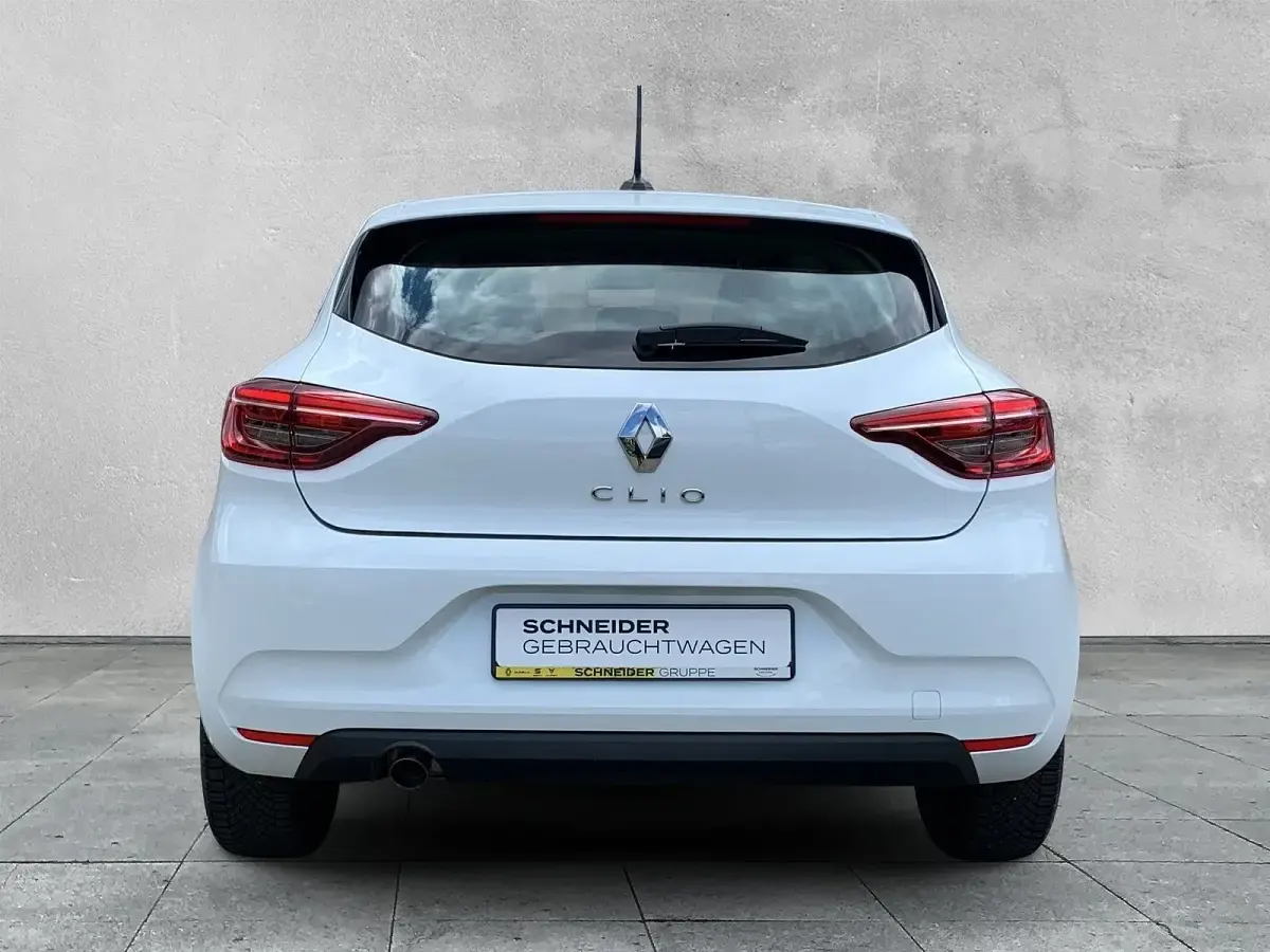Occasion Renault Clio V Equilibre 67 ch (49 kW) 2022 Blanc Citadine