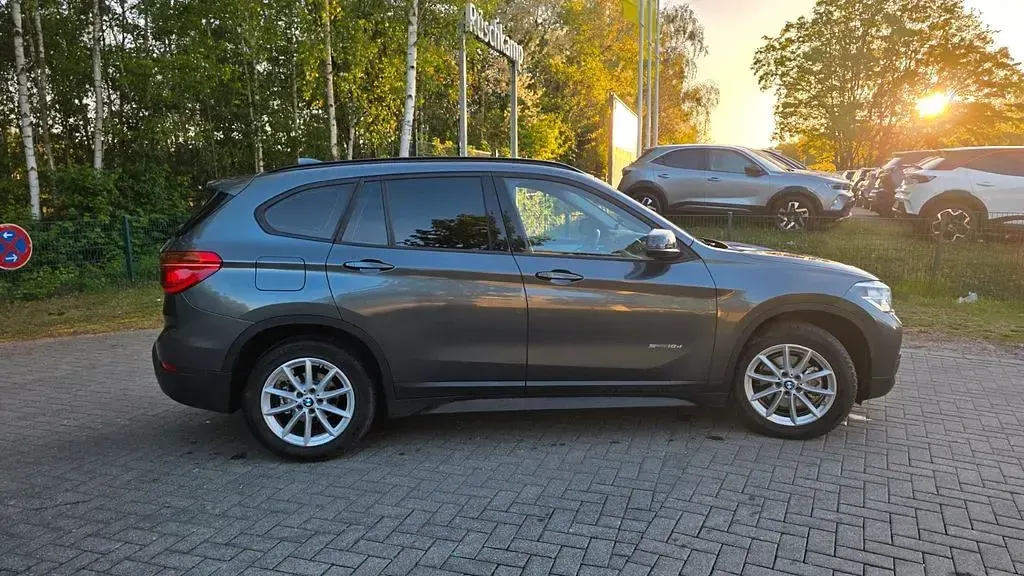 Używany BMW X1 Performance 150 KM (110 kW) 2016 Szary SUV