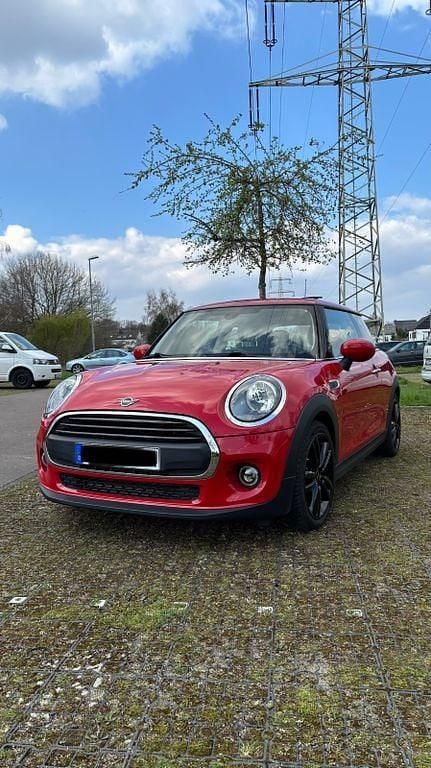 Usado Mini ONE 75 HP (55 kW) 2019 Vermelho Citadino