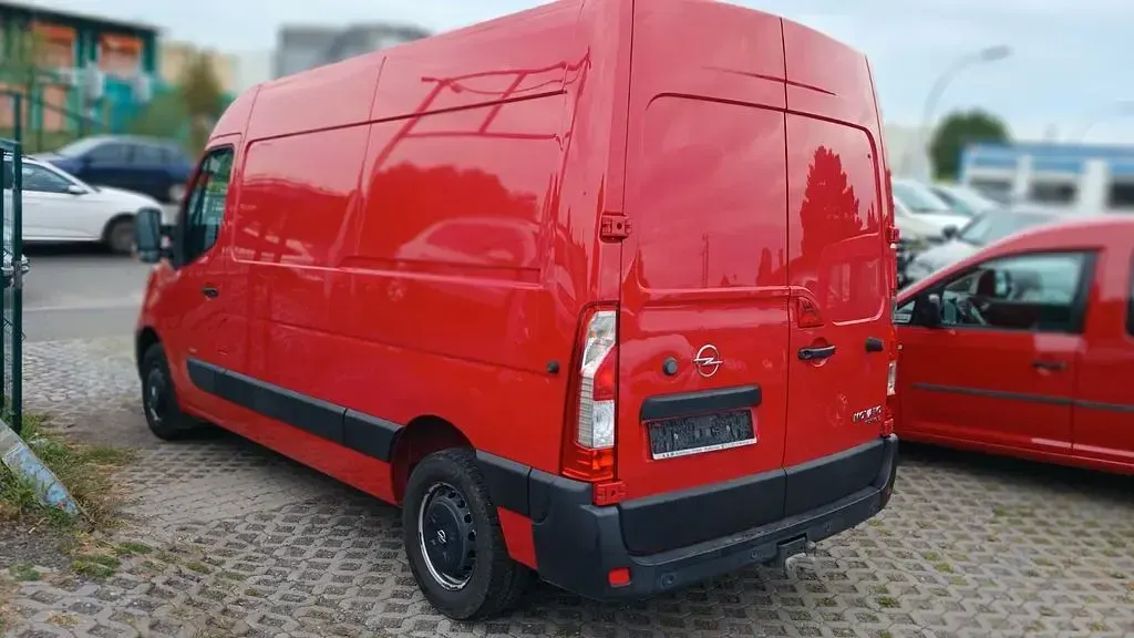 Gebraucht Opel Movano 179 PS (131 kW) 2020 Rot Limousine