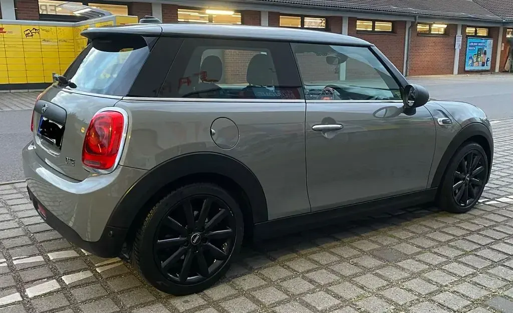 Gebraucht Mini ONE 102 PS (75 kW) 2018 Grau Kleinwagen