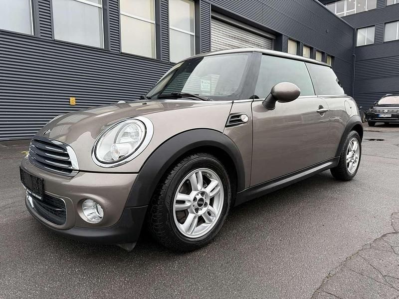 Gebraucht Mini ONE 98 PS (72 kW) 2012 Velvet silver metallic Kleinwagen