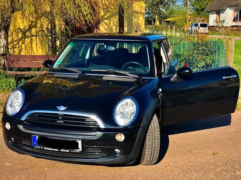 Schwarz Gebraucht 2006 Mini ONE Seven Kleinwagen | 3.290 € (Fairer Preis) - Bild 1/4