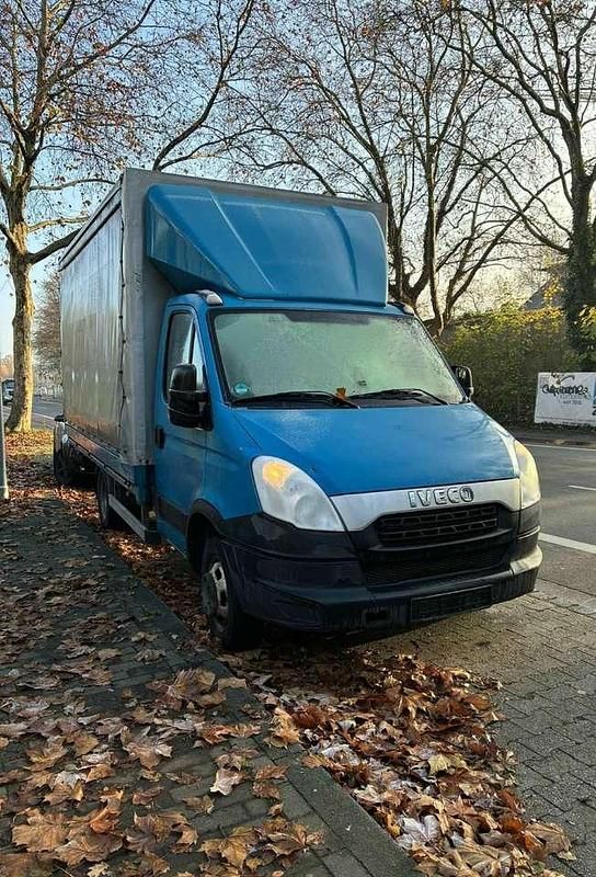 Gebraucht Iveco Daily 204 PS (150 kW) 2014 Van