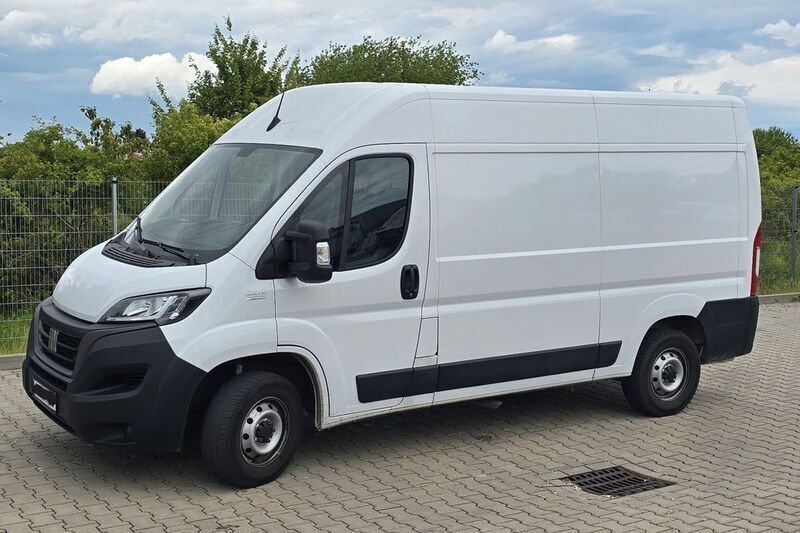 Weiß Gebraucht 2024 Fiat Ducato Van | 22.000 € (Guter Preis) - Bild 1/4
