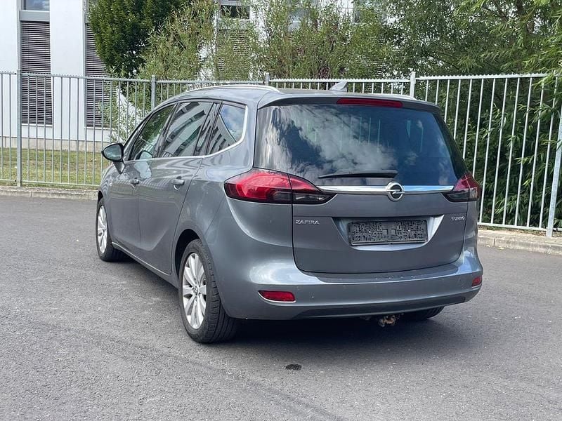 Gebraucht Opel Zafira Edition 140 PS (102 kW) 2017 Grau Van / Kleinbus