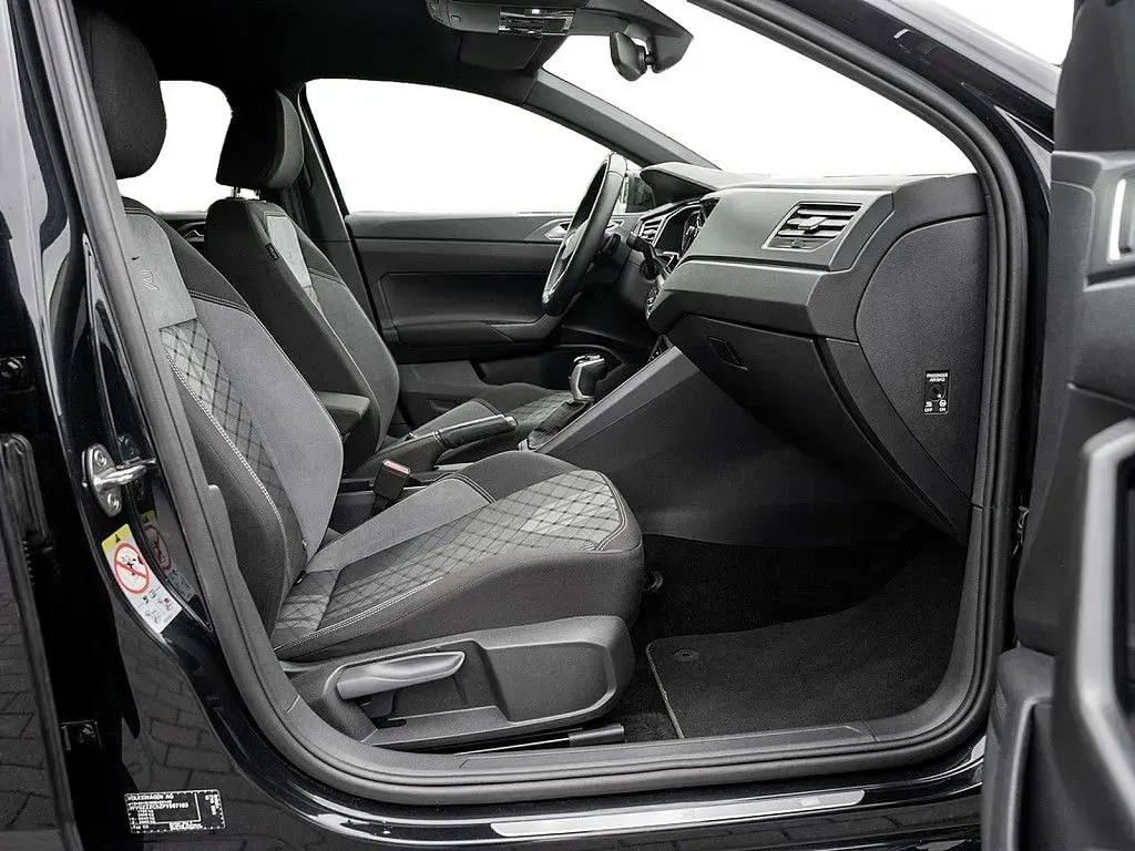 Gebraucht VW Taigo R-line 150 PS (110 kW) 2023 Schwarz SUV