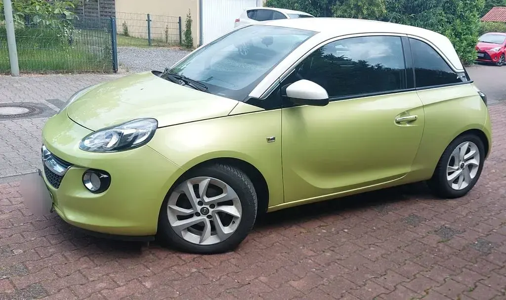 Gebraucht Opel Adam 69 PS (50 kW) 2013 Grün Kleinwagen