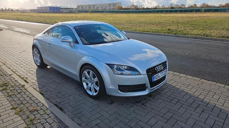 Silber Gebraucht 2008 Audi TT Sport Coupé | 19.500 € (Teuer) - Bild 1/4