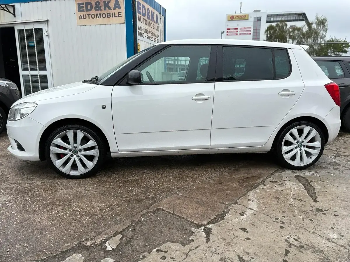 Gebraucht Skoda Fabia RS 180 PS (132 kW) 2010 Weiß Limousine