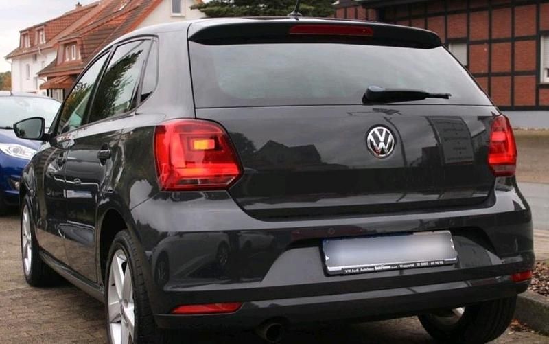 Gebraucht VW Polo Highline 90 PS (66 kW) 2014 Grau Kleinwagen