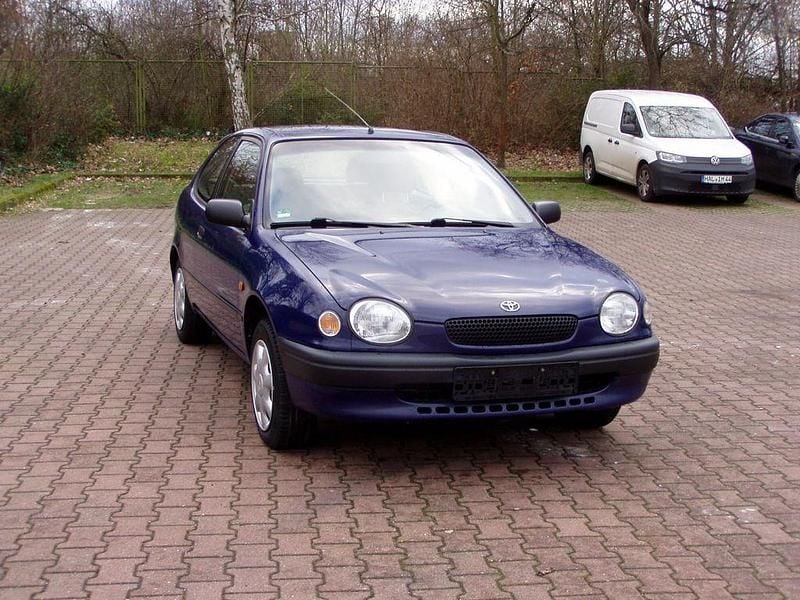 Gebraucht Toyota Corolla Terra 86 PS (63 kW) 1998 Blau Limousine