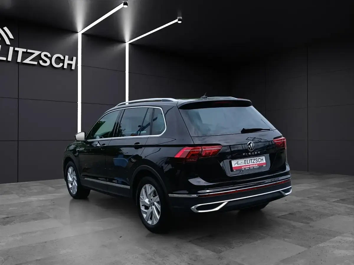 Używany VW Tiguan Elegance 150 KM (110 kW) 2022 Czarny SUV